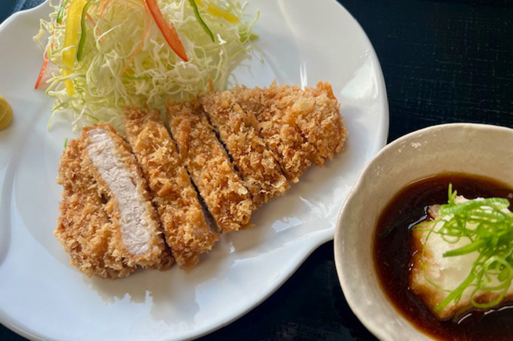 ロースカツ定食